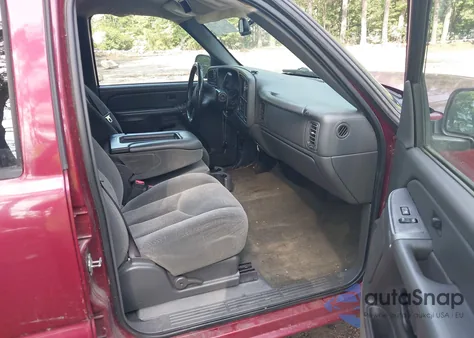 2004 Chevrolet Silverado 1500 Z71 from USA, damaged, VIN 2GCEK13T841318776